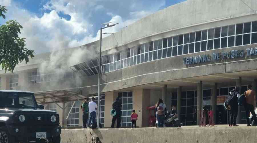Fuga de gas provocó un incendio en la Terminal de Buses de Tarija