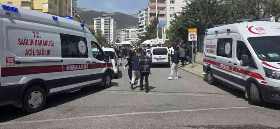 Nuevo tiroteo escolar en Turquía deja por lo menos 9 muertos