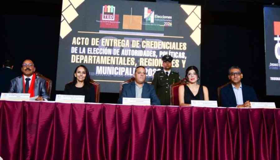 TED entrega credenciales a 262 autoridades electas en Tarija