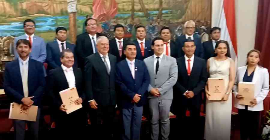 Johnny Torres posesiona a su nuevo Gabinete del Gobierno Municipal de Tarija