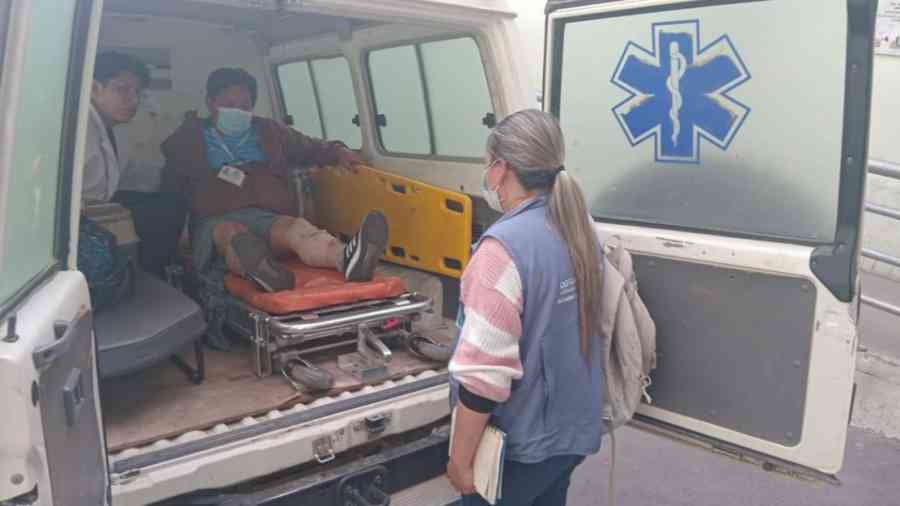 Jornada de violencia en el centro paceño deja heridos a trabajadores de la prensa y civiles
