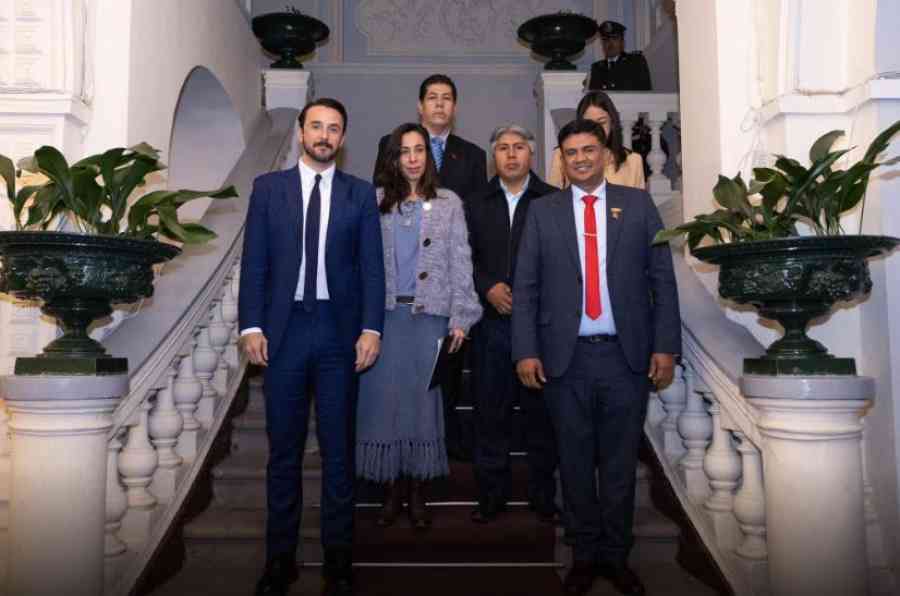 Gobernadora de Tarija destaca acuerdos alcanzados en la reunión de gobernadores en Sucre